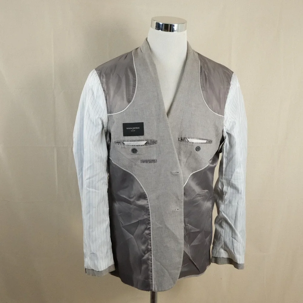 Banana Republic 44R Sport Coat Linen Blend Beige Herringbone Two Button Vented
